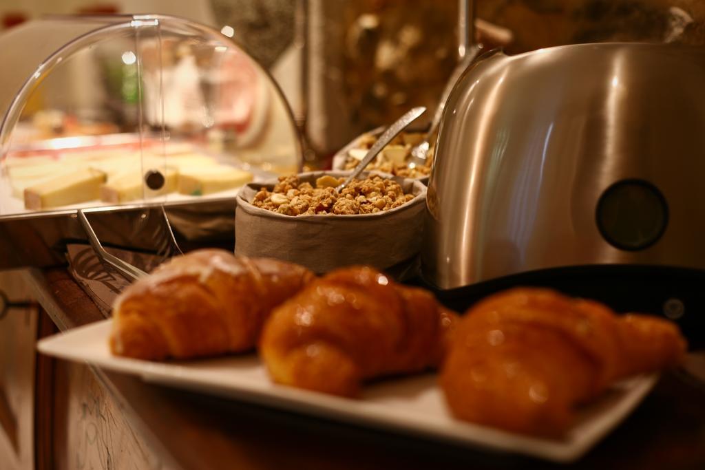 Art Boutique Hotel Acchiappasogni บาร์กา ภายนอก รูปภาพ